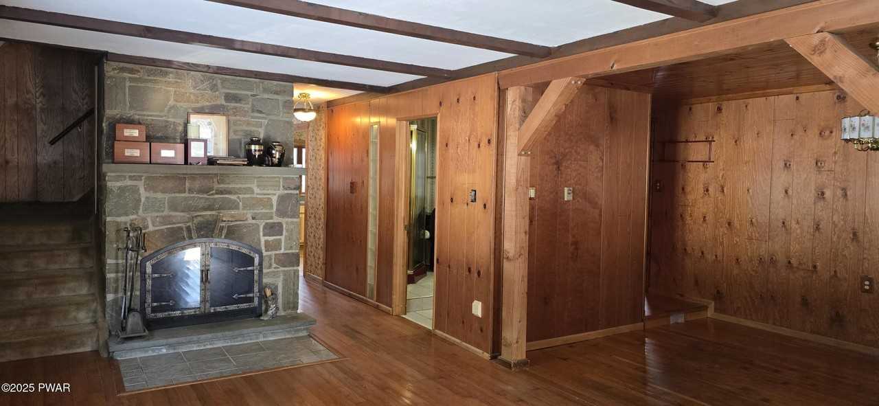 9 Barn Rd - Photo 6 of 27