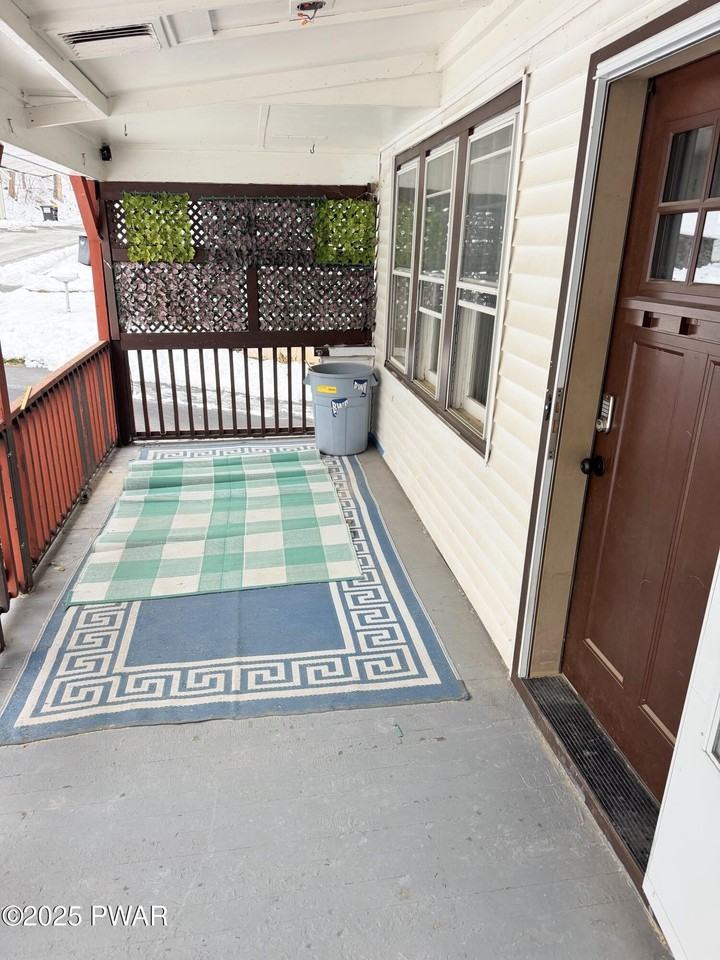 1307 Hillside Ave - Photo 3 of 26