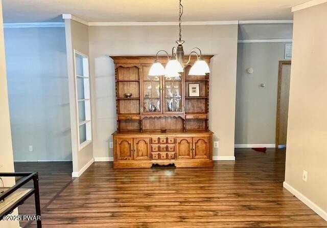 8 Hutchinson Ct - Photo 4 of 15