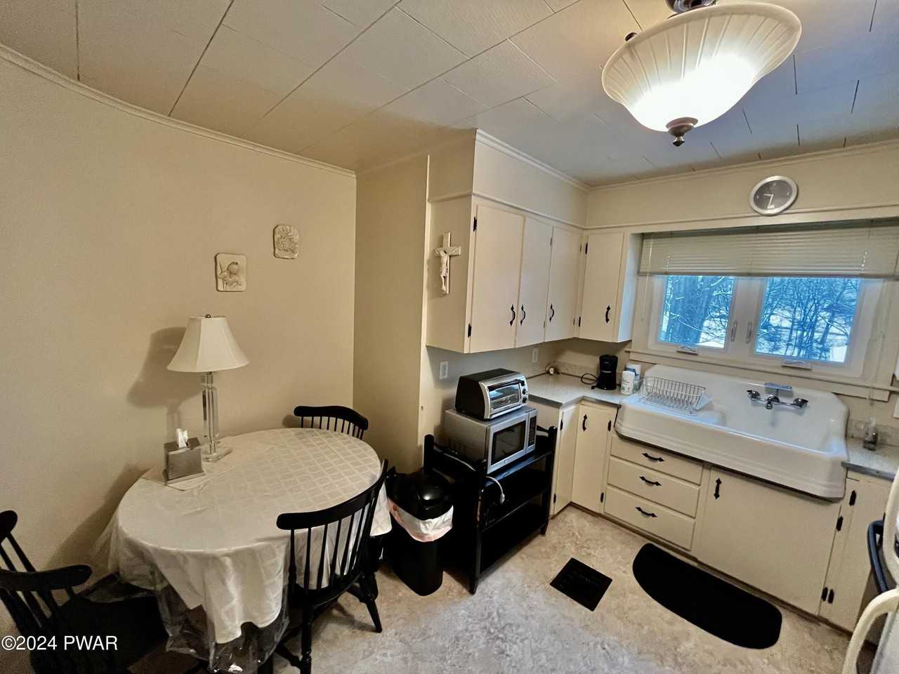 823 Court St Unit 2 #2 - Photo 7 of 19