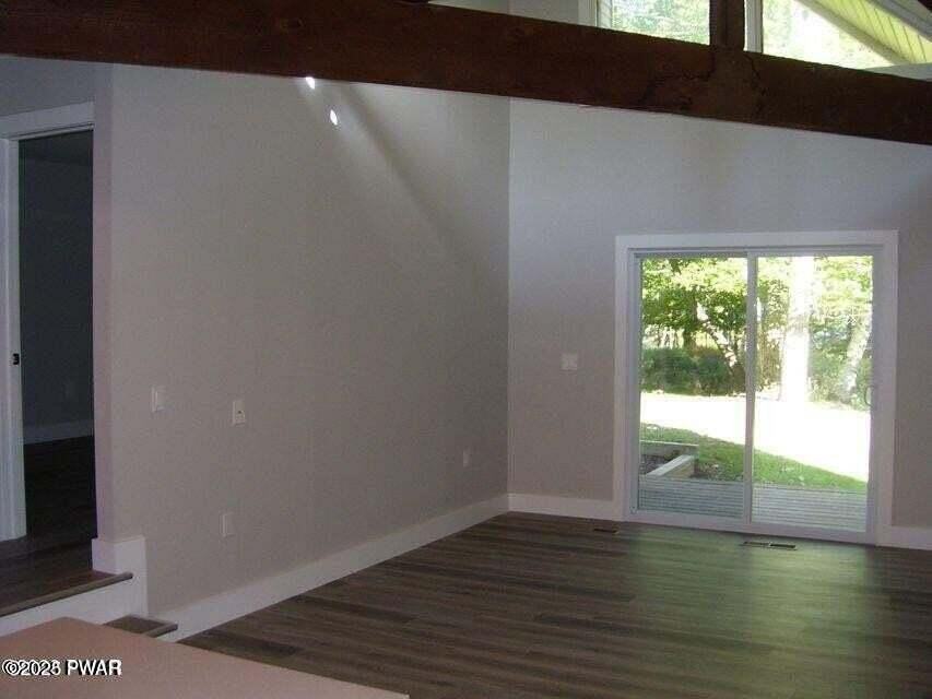 116 Snowball Ln Unit D - Photo 4 of 19