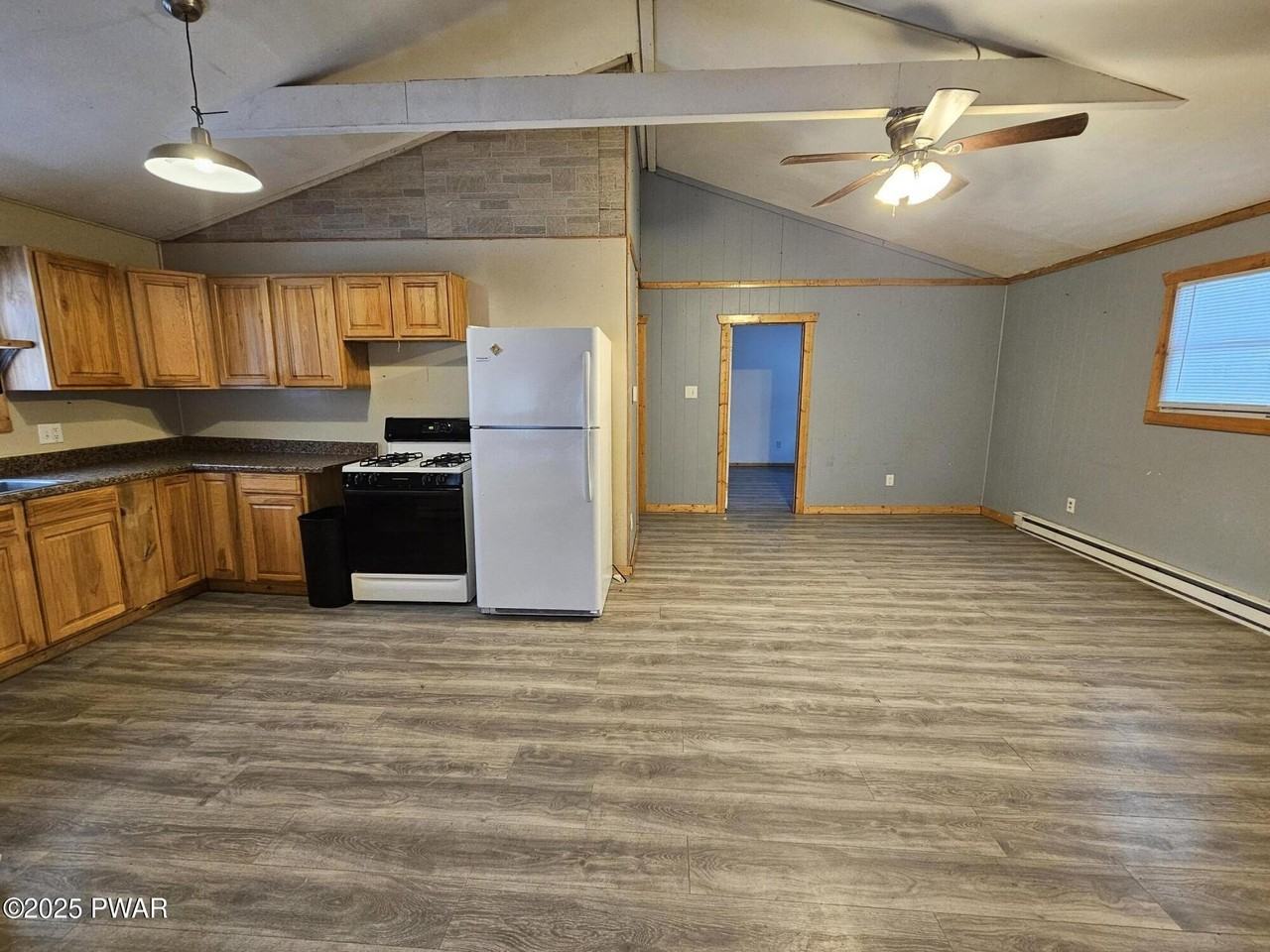 132 Crocus Ln - Photo 7 of 18