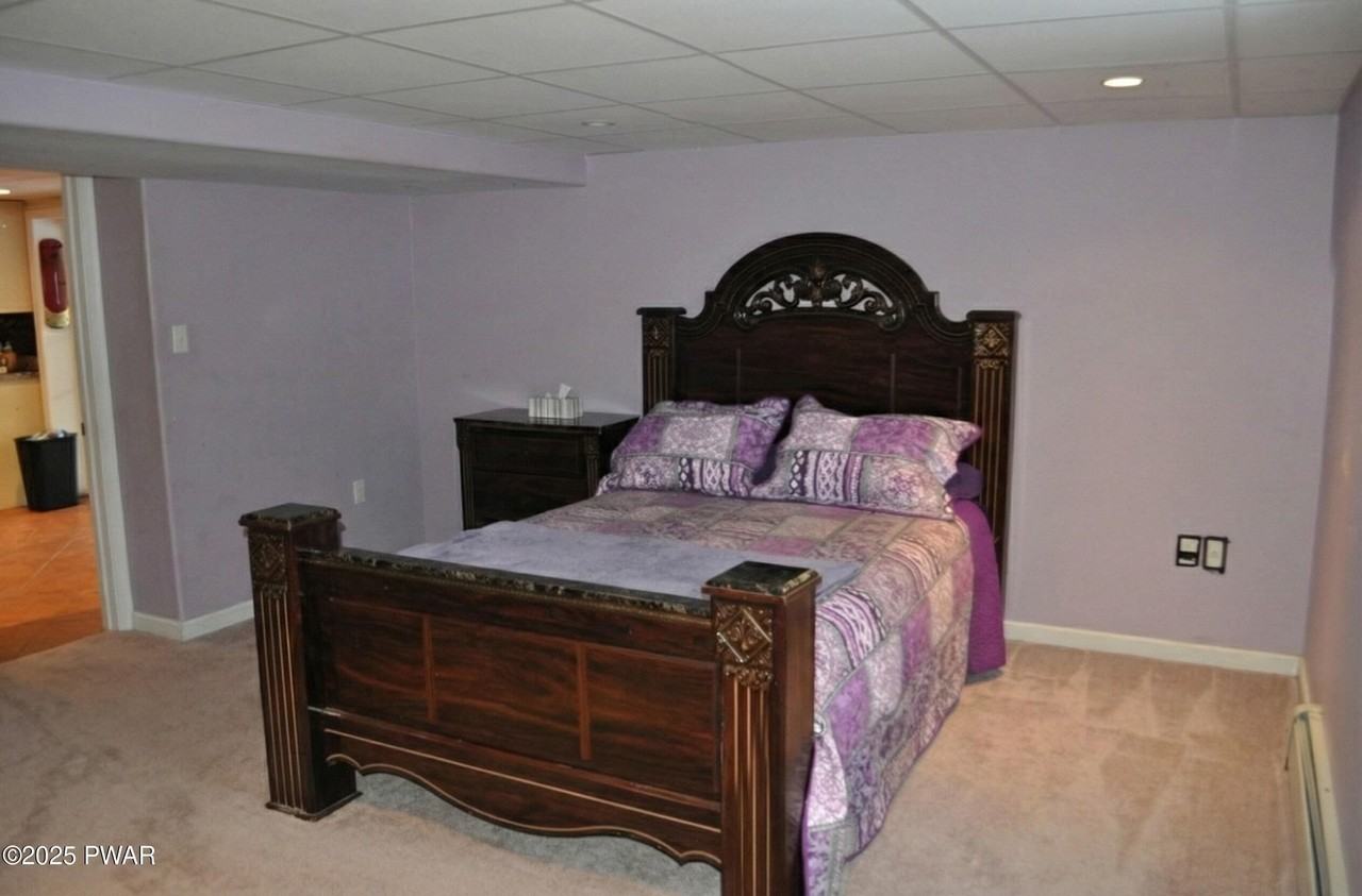 56 Sterling Rd - Photo 5 of 20