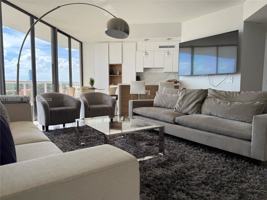 featured image of 3610 Yacht Club Dr #713