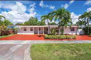 10245 Sw 37th Ter - Photo 1 of 1