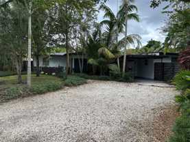 720 Ne 17th Ct - Photo 1 of 1