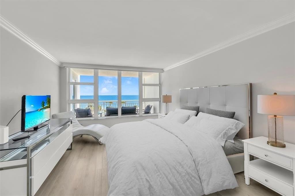 1620 S Ocean Blvd #5M - Photo 3 of 33