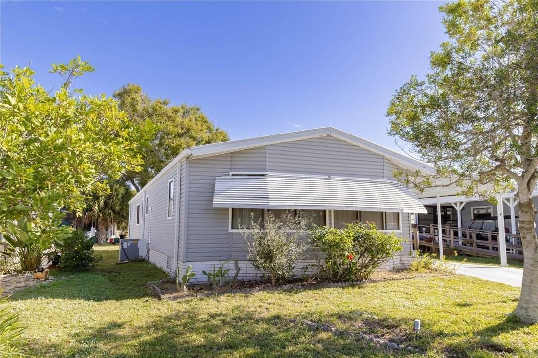 710 Amaryllis Dr - Photo 3 of 25