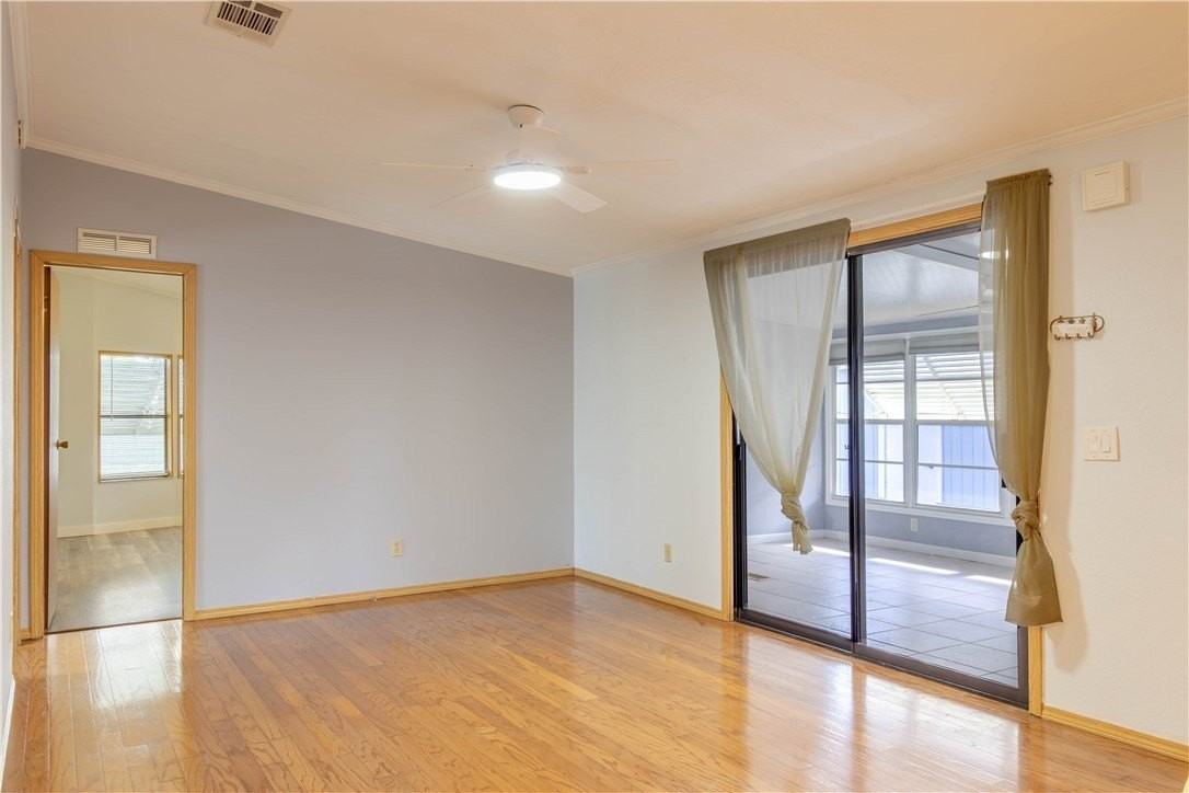 710 Amaryllis Dr - Photo 6 of 25