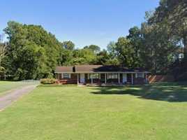 featured image of 3708 Peerless Rd Nw