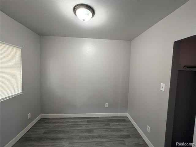 6324 Montrose St - Photo 6 of 15