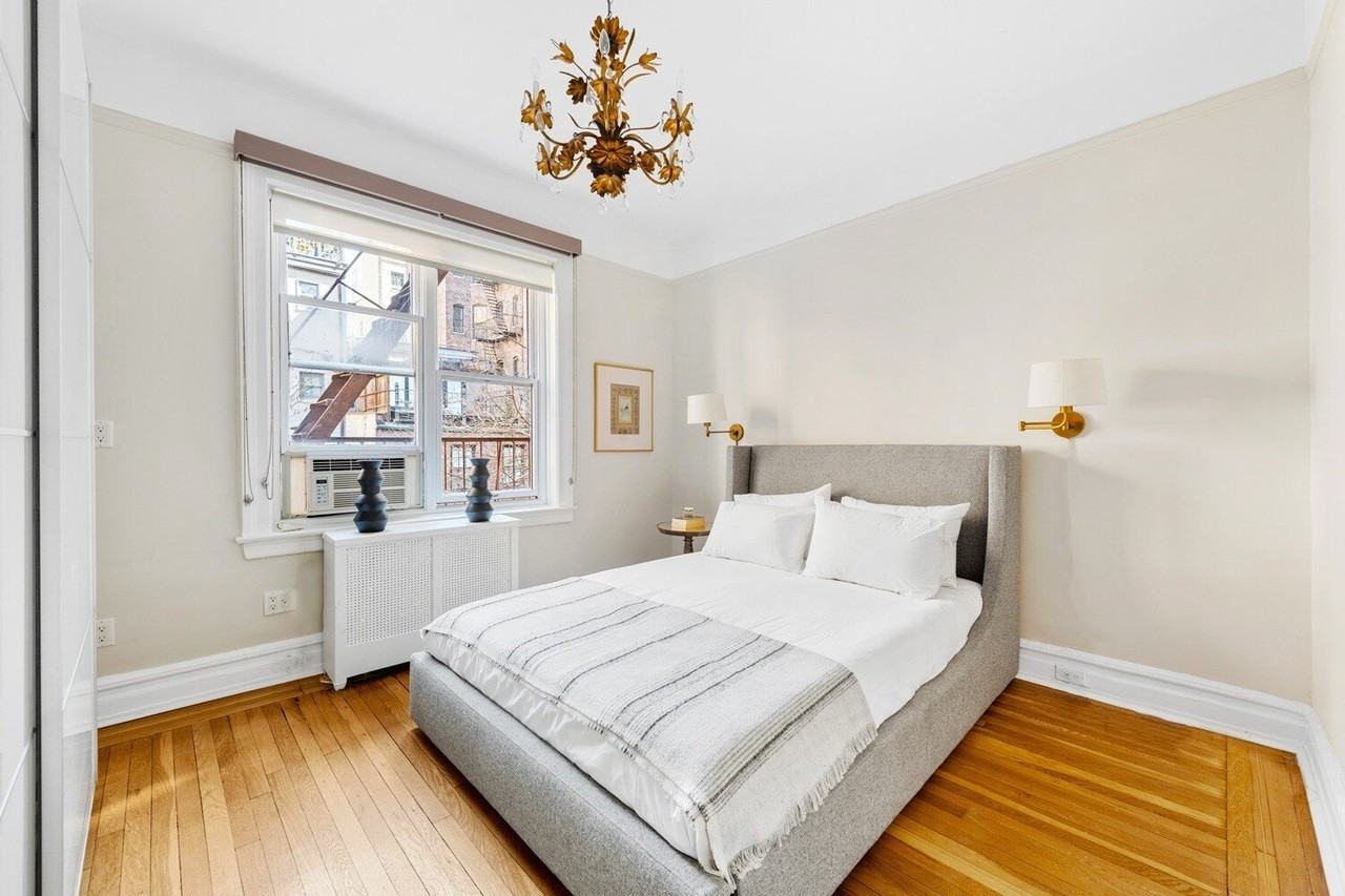 125 W 12th St Apt 3f #3F - Photo 3 of 11