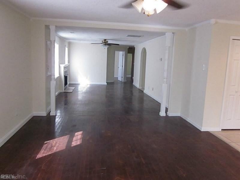 20 Robinson Dr - Photo 4 of 11