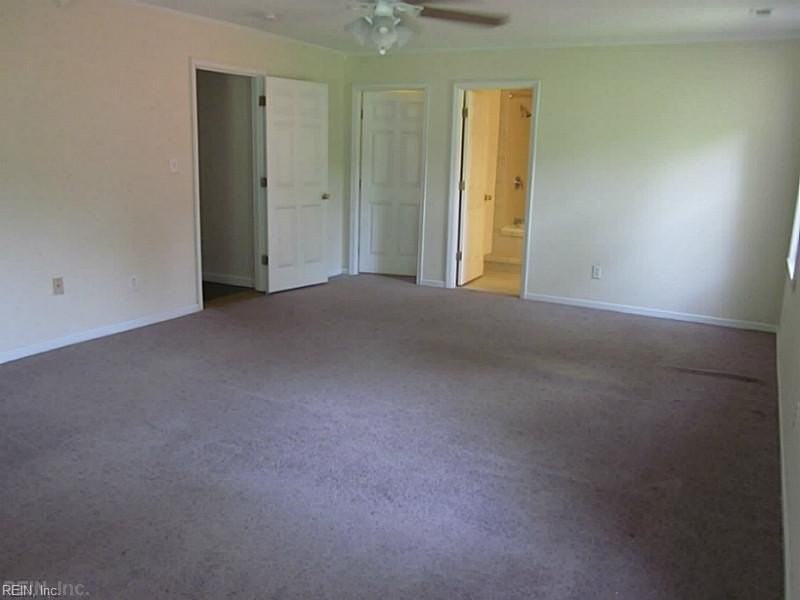 20 Robinson Dr - Photo 7 of 11