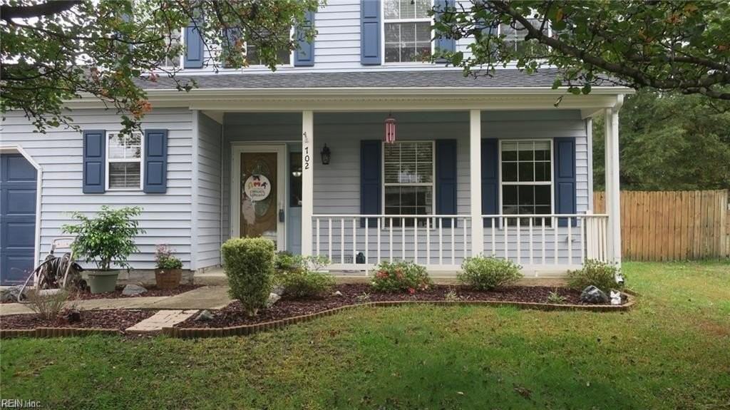 702 Parkside Dr - Photo 2 of 19