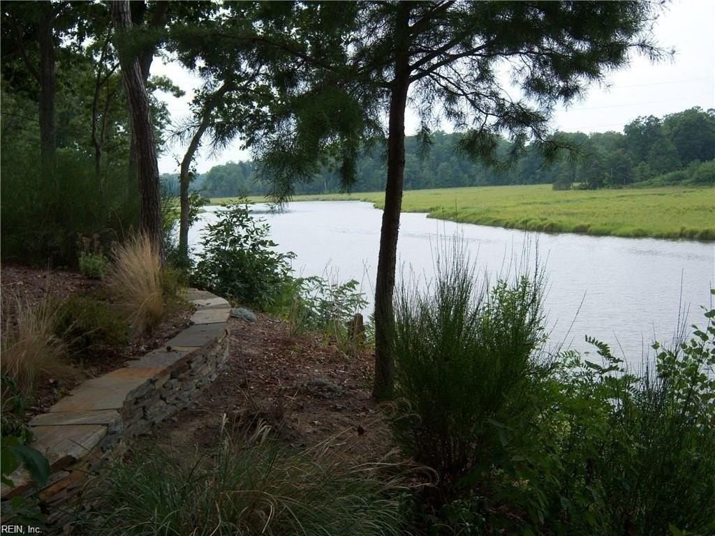 256 Misty Point Ln - Photo 2 of 12