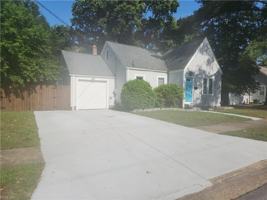 featured image of 3830 Pamlico Cir