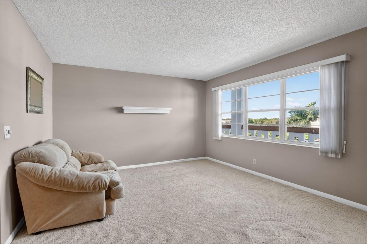 4007 Cornwall A #4007 - Photo 2 of 34