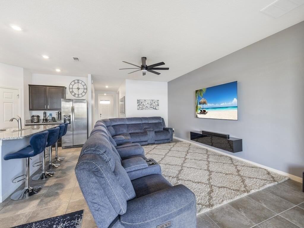 12341 Sw Arabella Dr - Photo 5 of 36