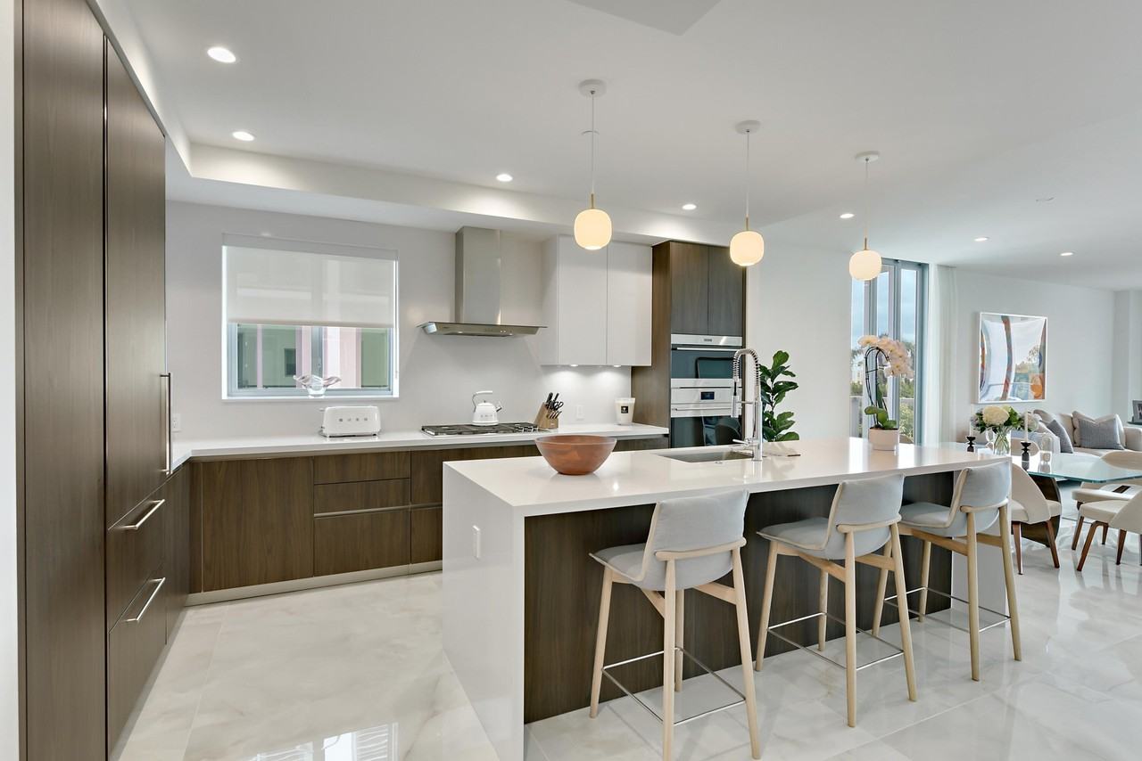 485 E Royal Palm Rd #403 - Photo 5 of 50