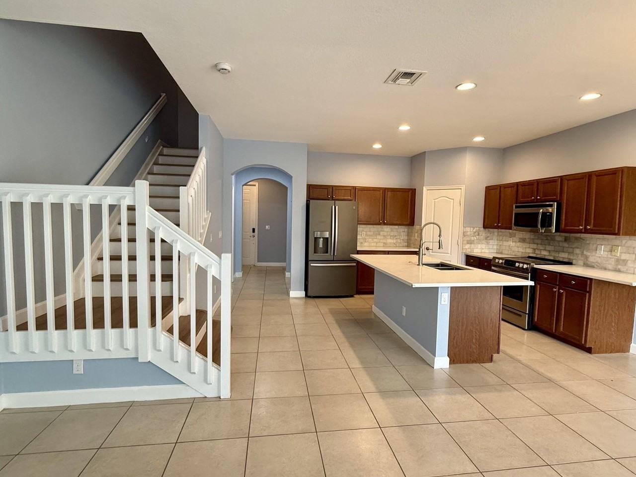 5182 Ashley River Rd - Photo 2 of 16