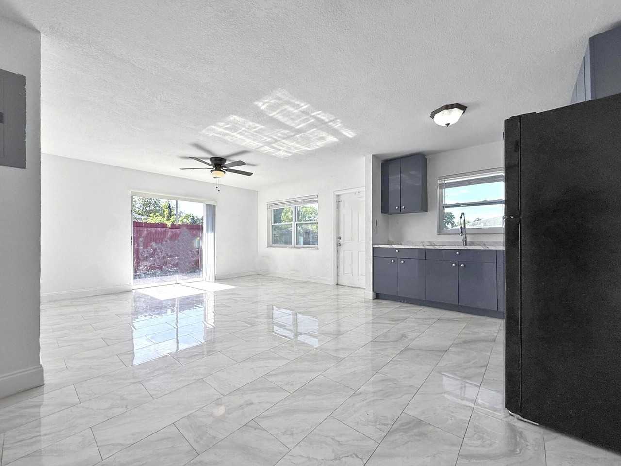 3100 Nw 4th Ave - Photo 7 of 11