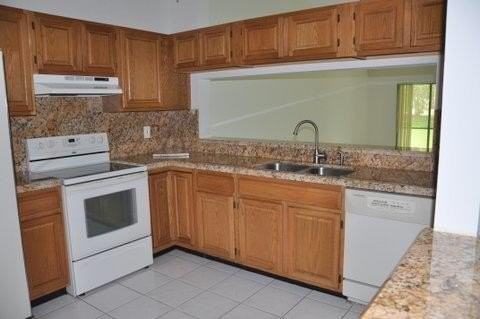 3093 Inglewood Ter - Photo 3 of 21