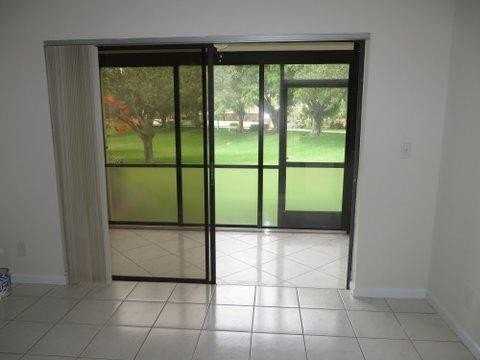 3093 Inglewood Ter - Photo 7 of 21