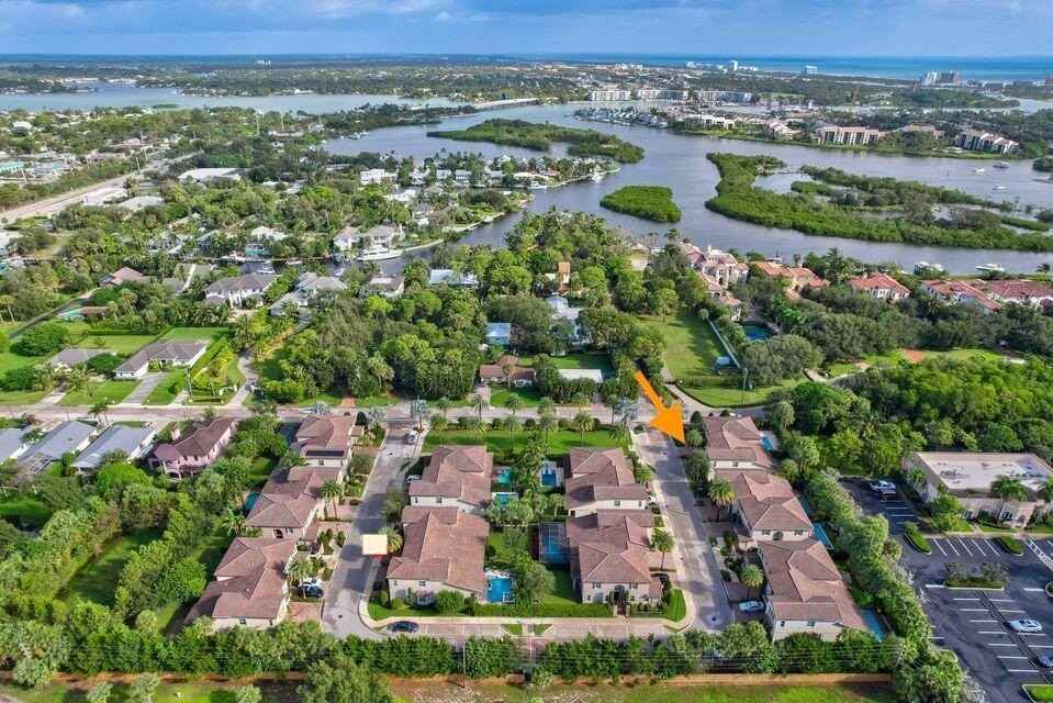 209 Diamante Way - Photo 2 of 39