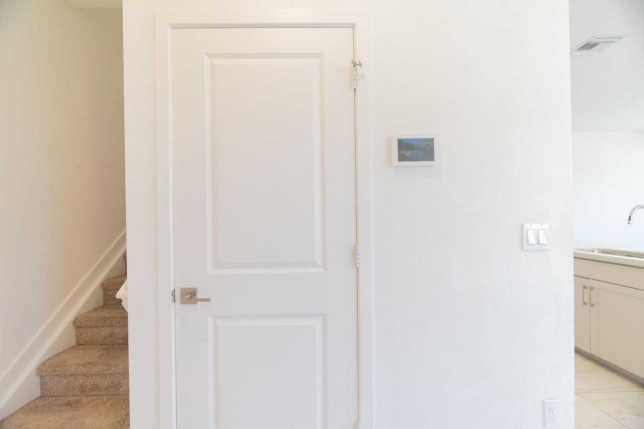 8678 Via Mar Rosso - Photo 4 of 36