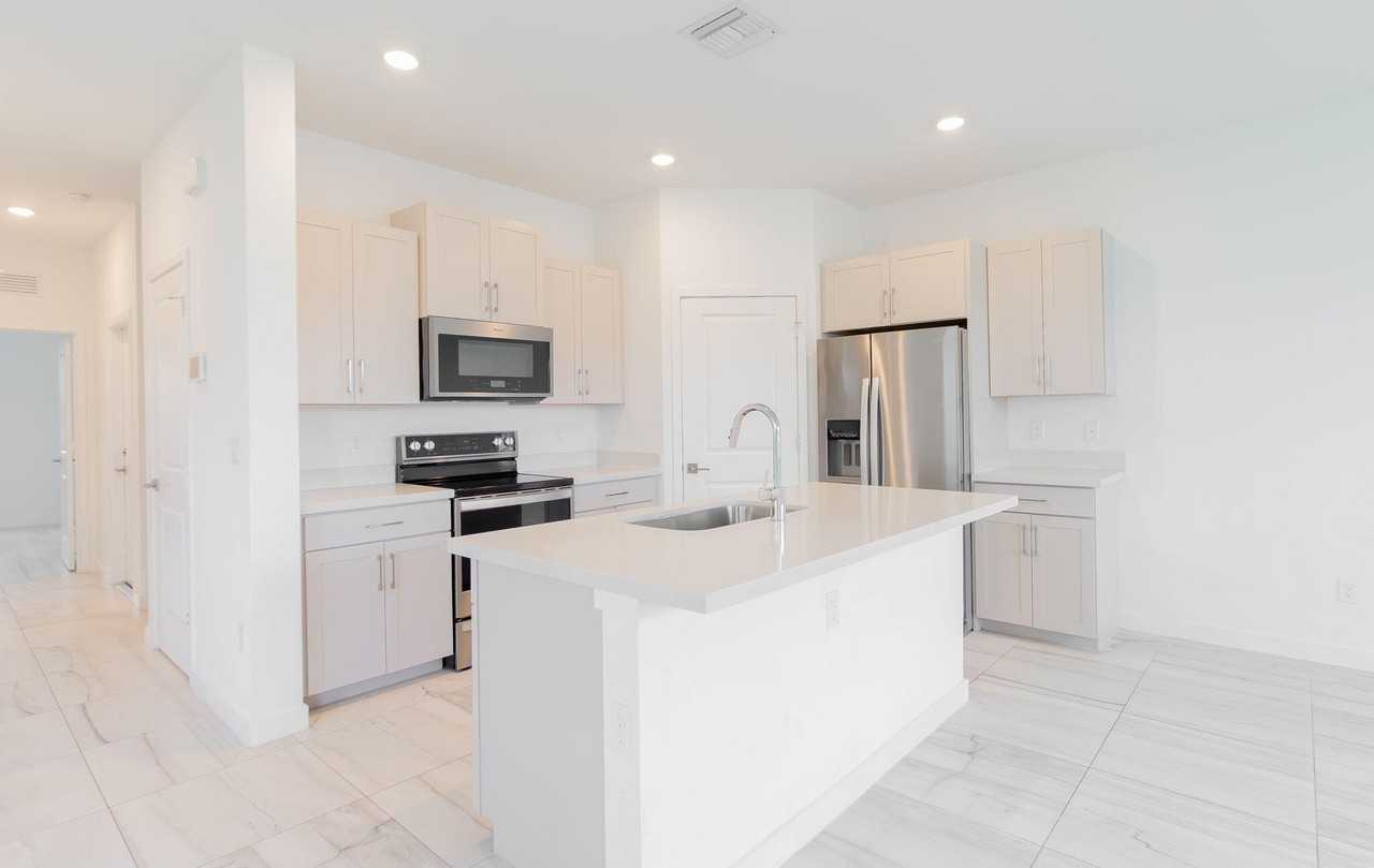 8678 Via Mar Rosso - Photo 7 of 36