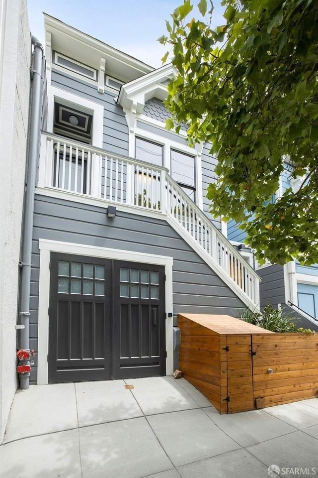 903 Minnesota St - Photo 2 of 29