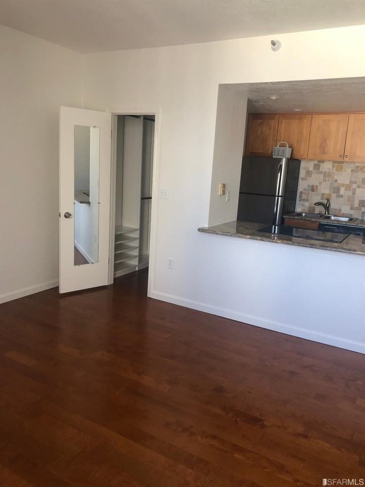 201 Harrison St Apt 906 #906 - Photo 7 of 12