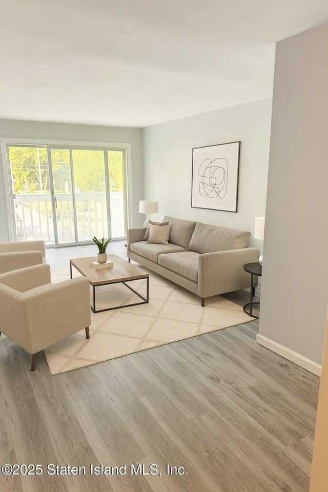 224 Forest Grn - Photo 3 of 11