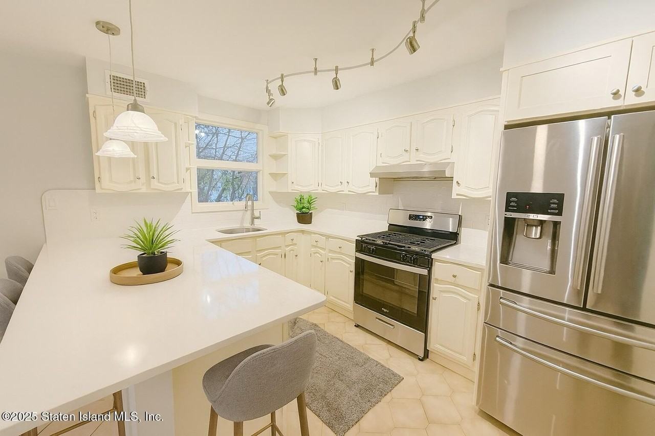 224 Forest Grn - Photo 4 of 11