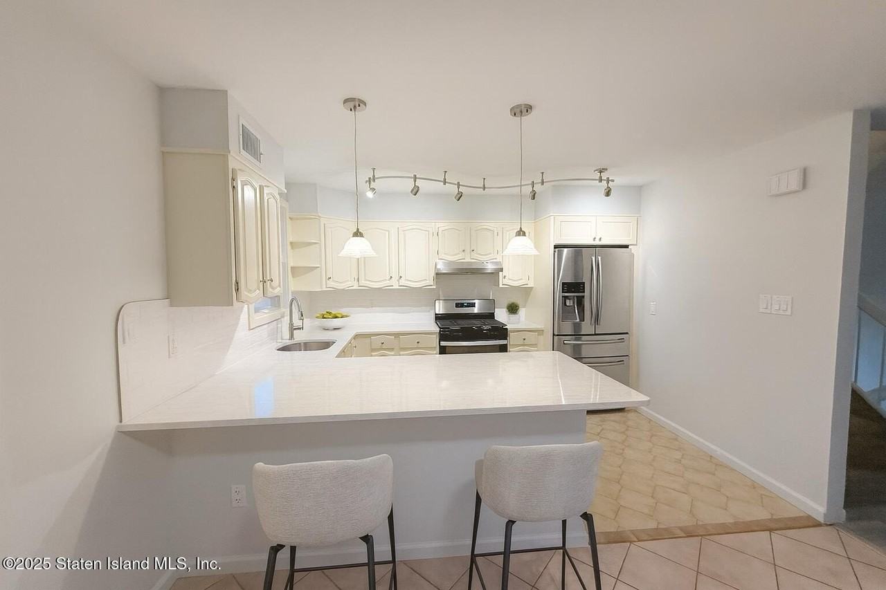 224 Forest Grn - Photo 5 of 11