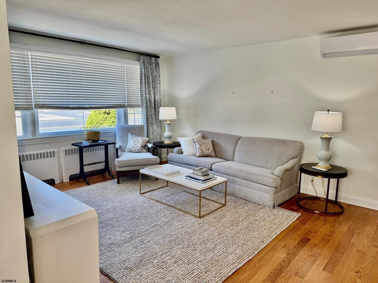 2912 Winchester Ave - Photo 5 of 14