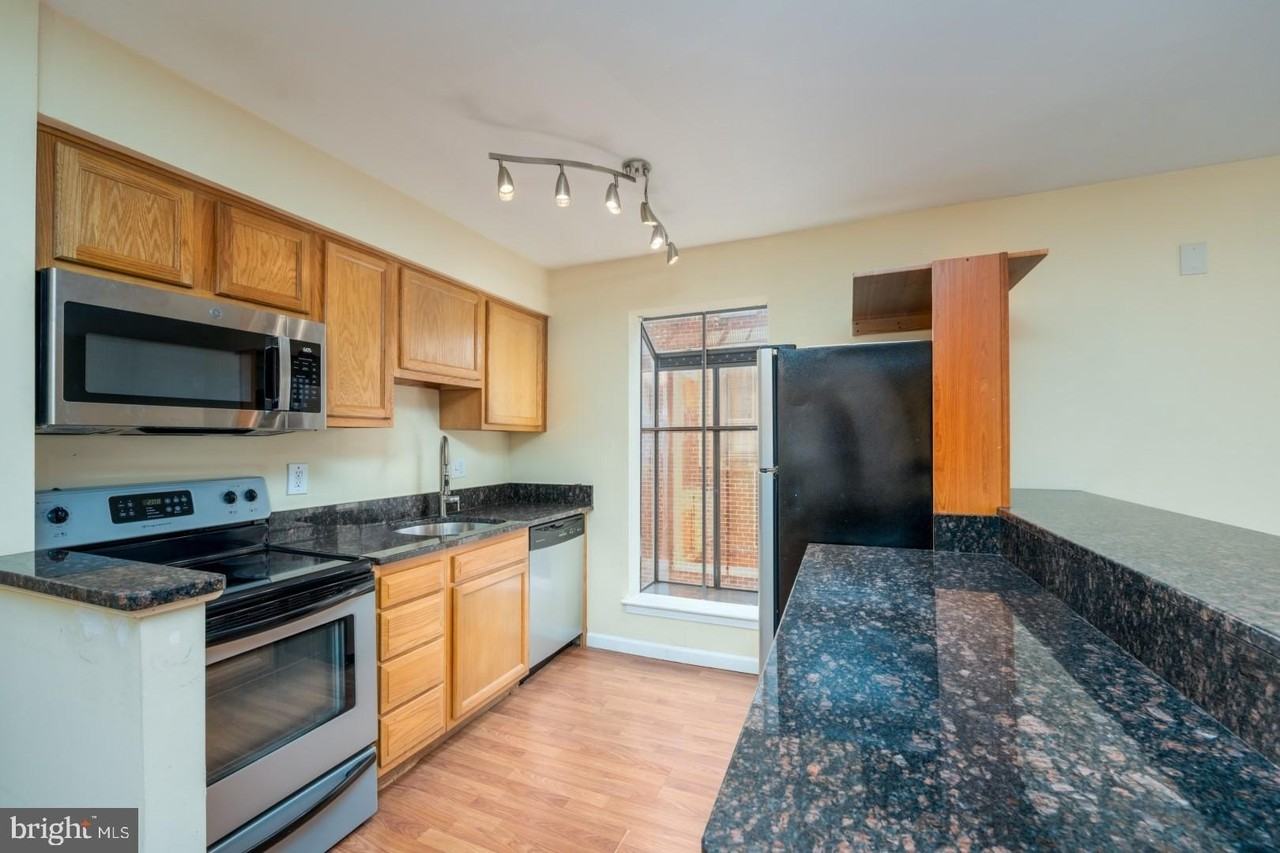 35 Andrew Pl Unit R112 #R112 - Photo 7 of 27