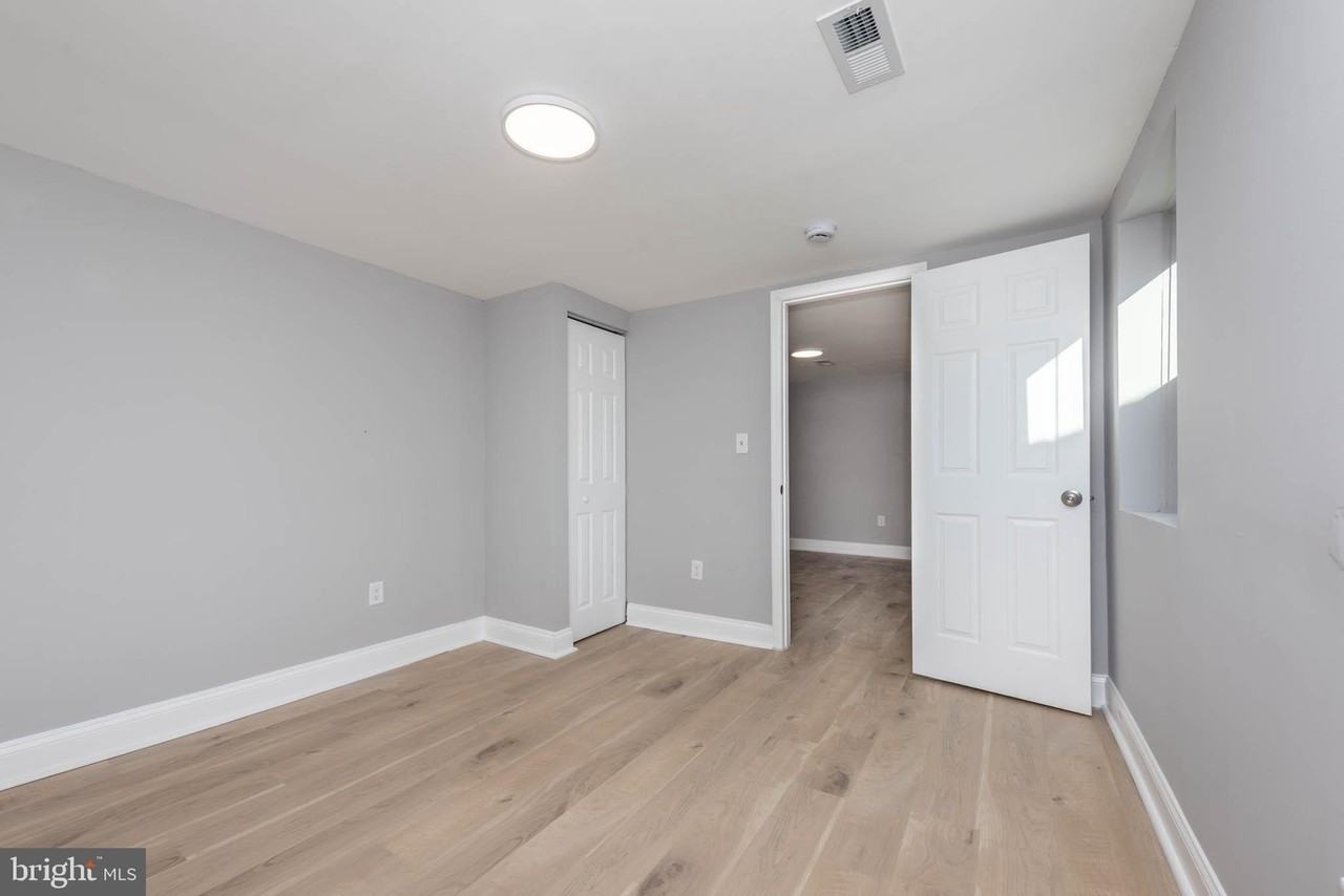 108 Edgewood Rd Apt 2 #2 - Photo 7 of 20