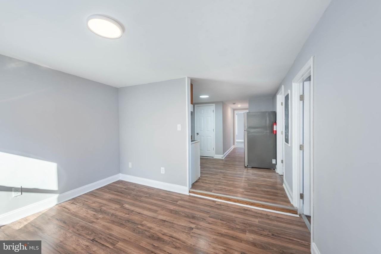 108 Edgewood Rd Apt 3 #3 - Photo 3 of 19