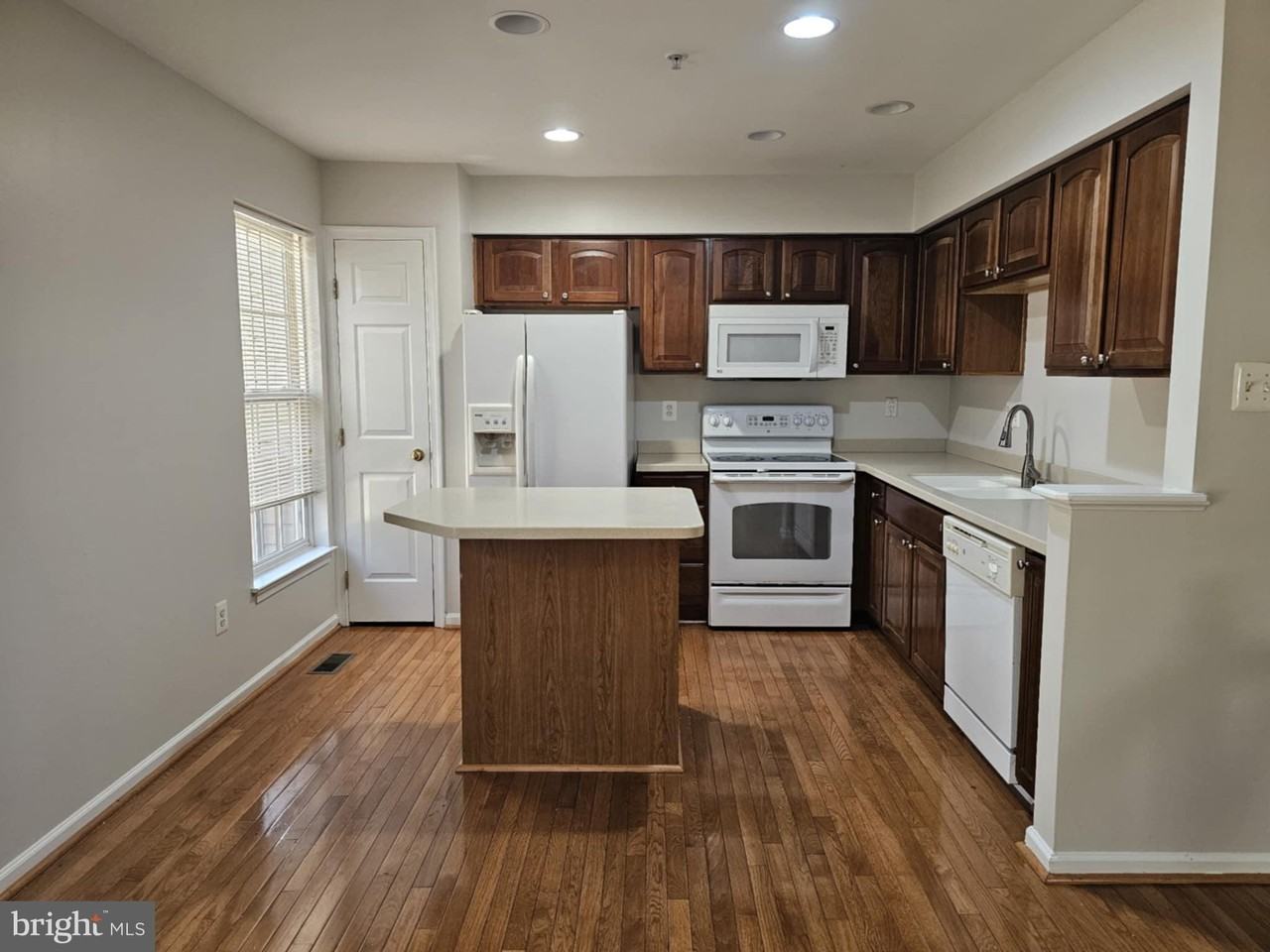 7136 Deep Falls Way Unit 154 #154 - Photo 5 of 6