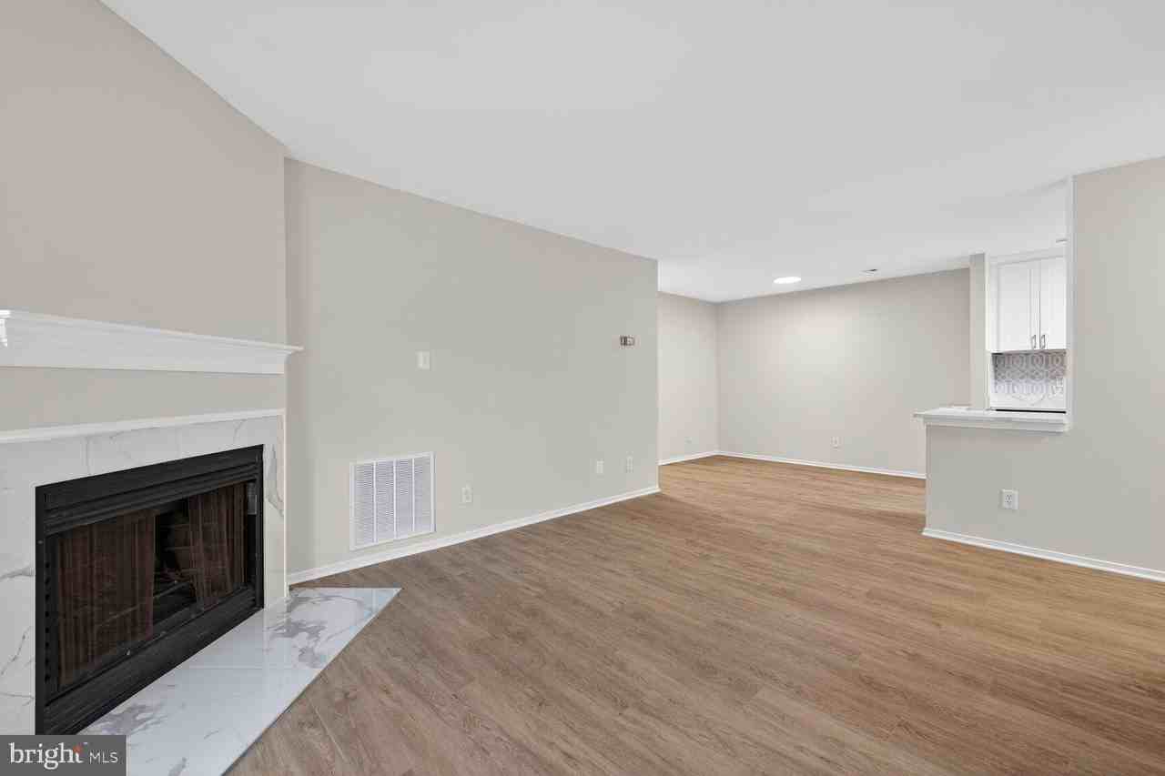 18207 Swiss Cir Apt 2-97 #2-97 - Photo 5 of 19