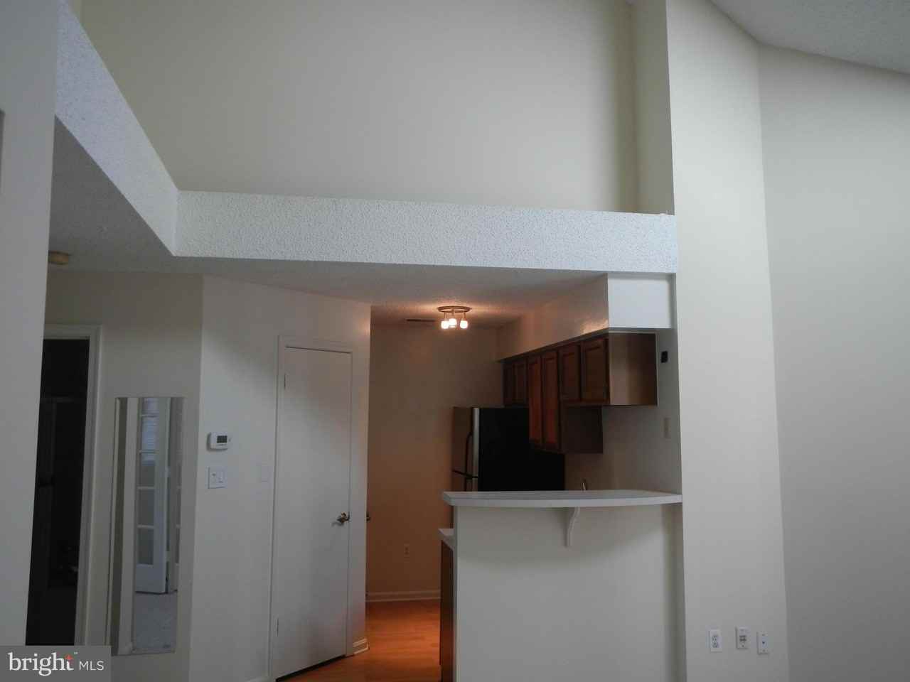 10817 Amherst Ave Apt F #F - Photo 2 of 13