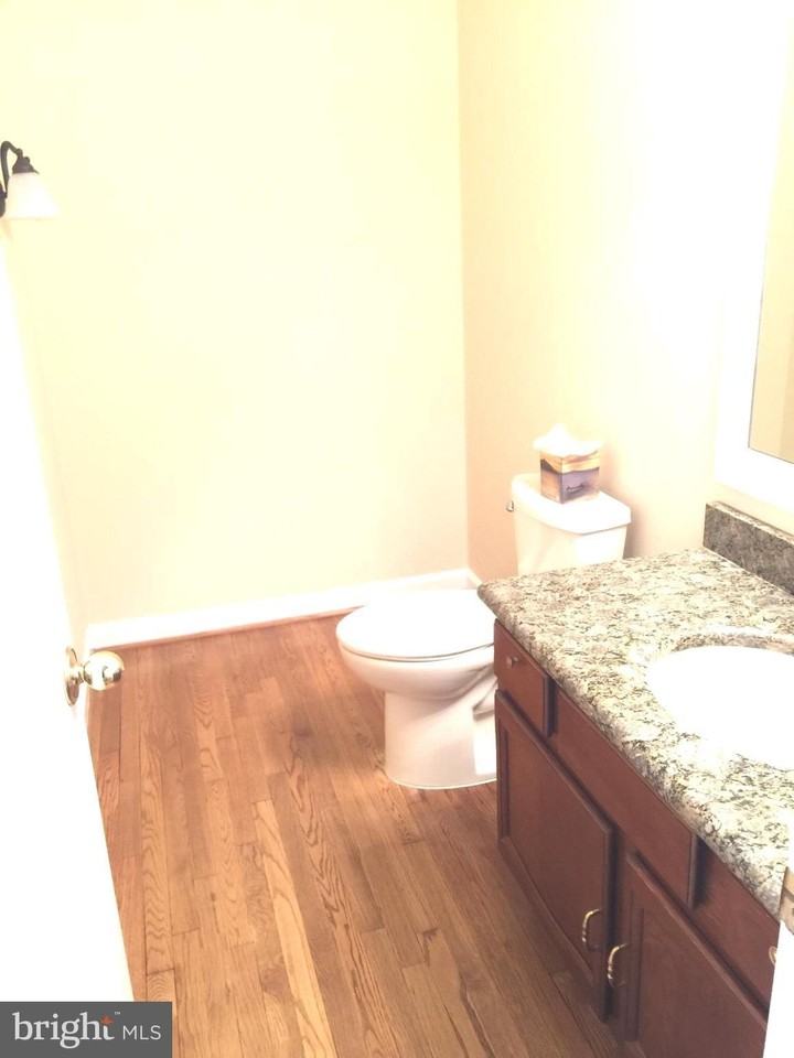 16405 Equestrian Ln - Photo 5 of 29