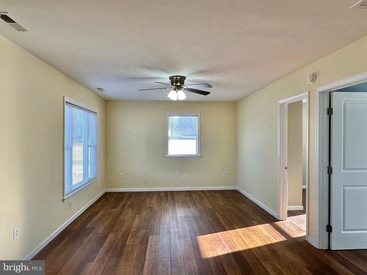 10350 Claiborne Rd - Photo 6 of 18