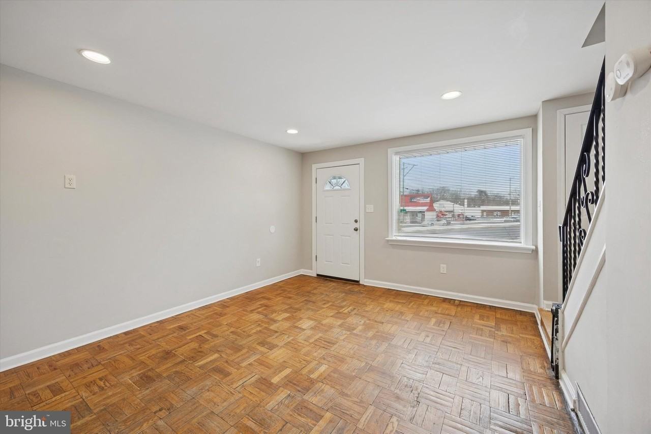 682 2nd Ave - Photo 7 of 17