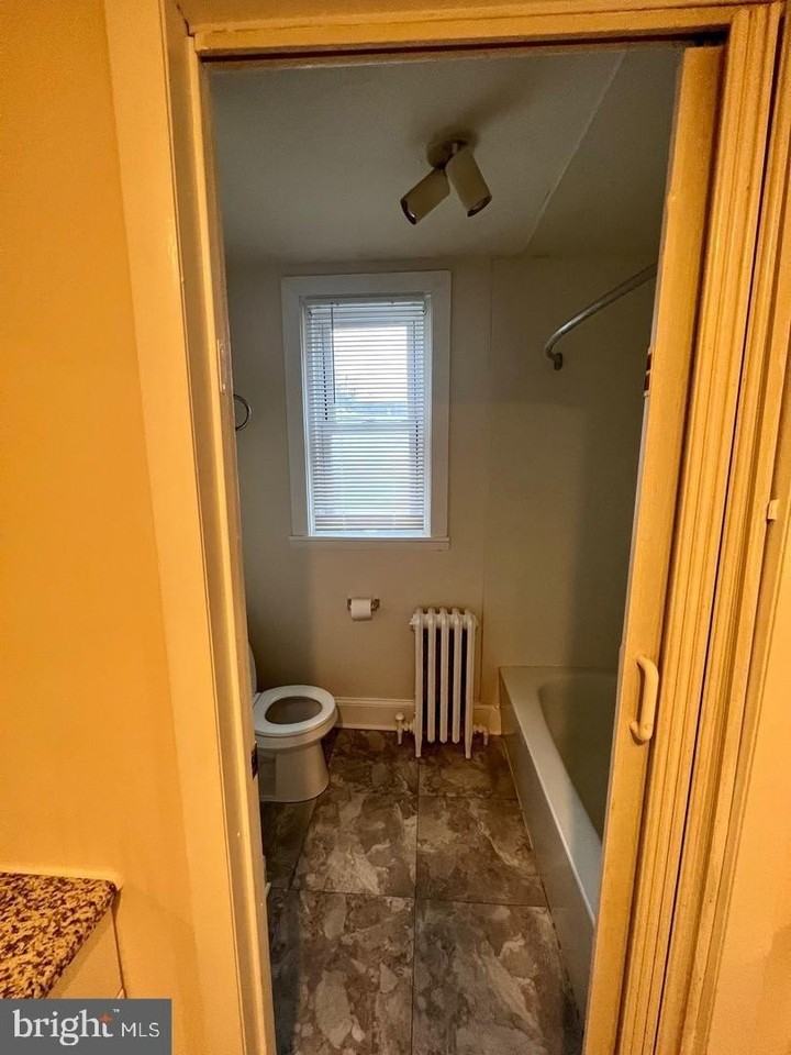 46 Holland Ave 2nd Fl #2ndFL - Photo 3 of 13