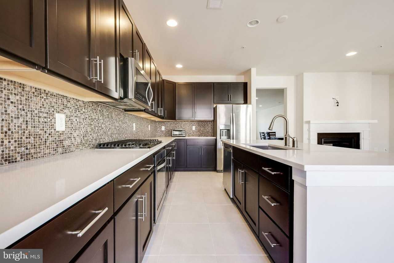 1224 Main Line Blvd Unit 102 #102 - Photo 2 of 50