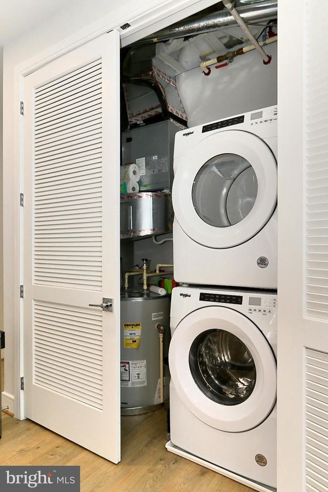 635 Slaters Ln Apt G01 #G01 - Photo 6 of 50