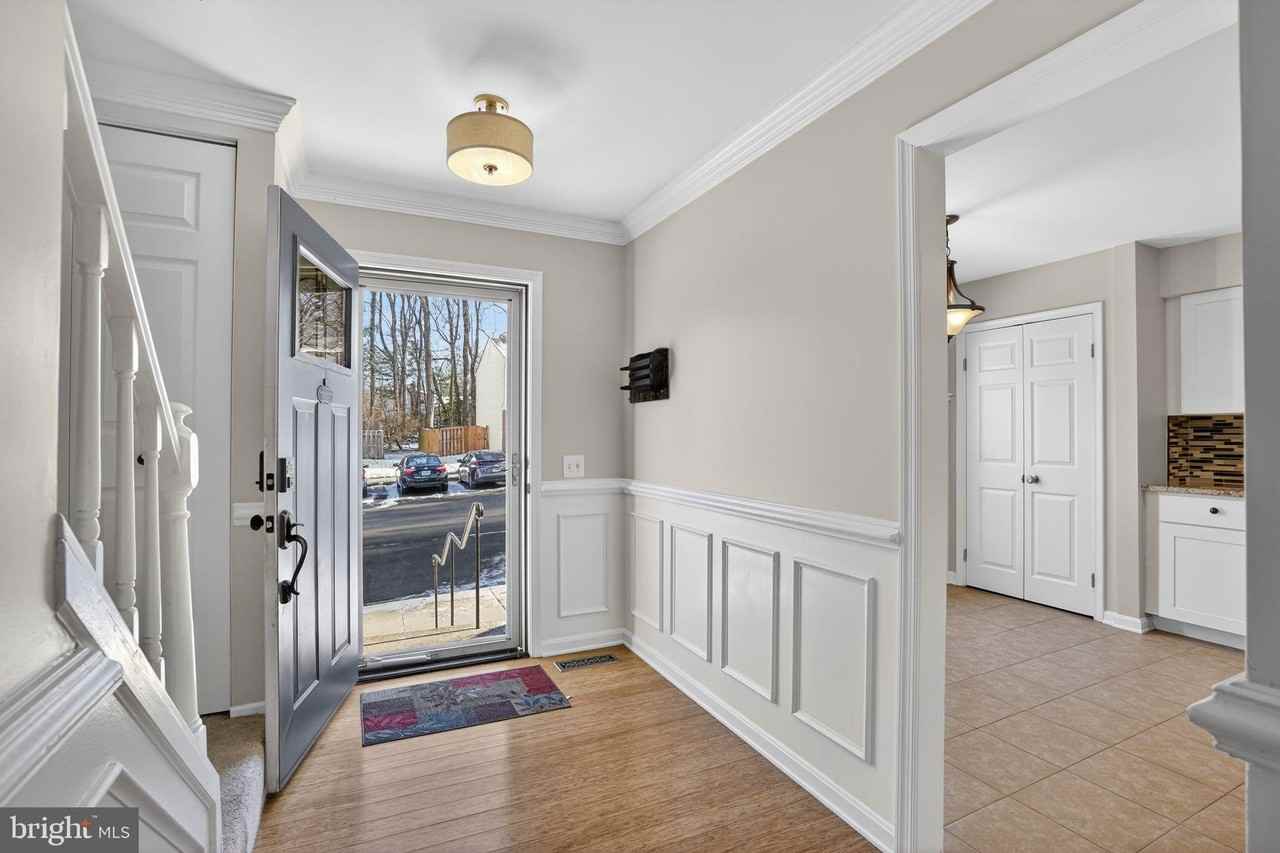 5816 Apple Wood Ln - Photo 4 of 30